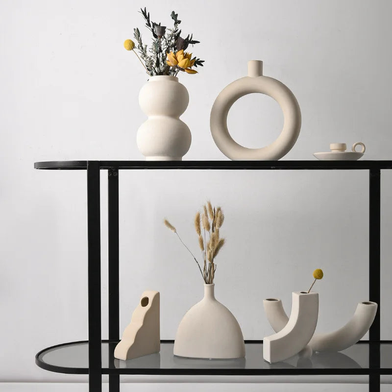 Simple Art Vase Set